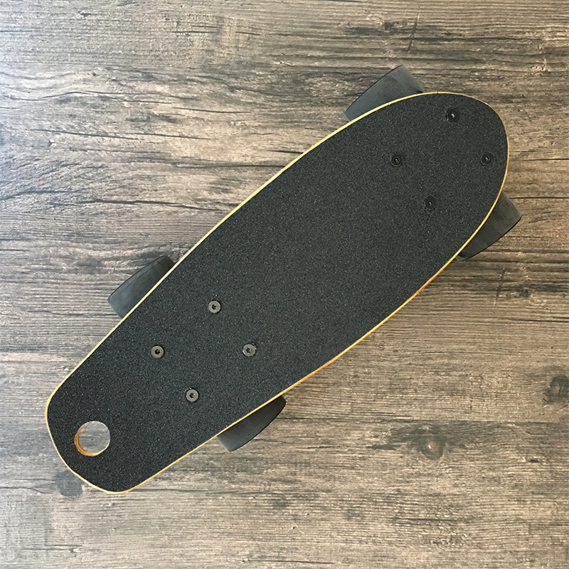 Mini plate 45 centimeters of black sand